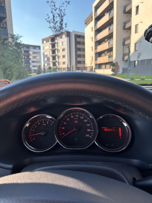Dacia Logan MCV Laureate 2015 1.5 Dci 90 Cp