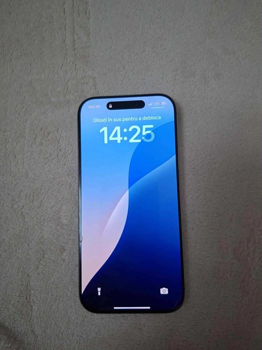 Iphone 16 Pro / fara defecte /  toate accesoriile 128 gb