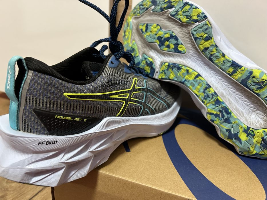 Дамски маратонки Asics