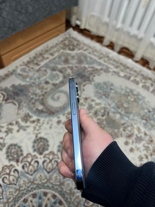 Продам Айфон 13про