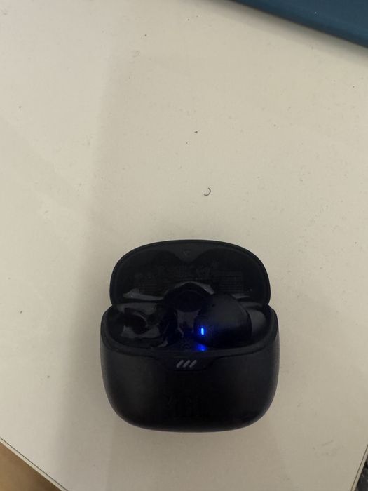 Jbl Tune doar casca dreapta