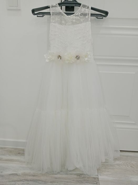 Продаётся белная платья