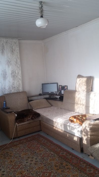 Продам пол дома ,срочно.