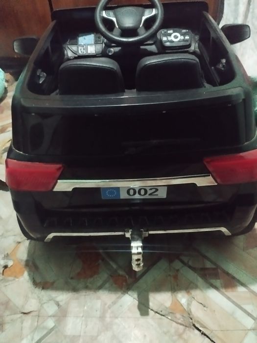 Машина с пультом