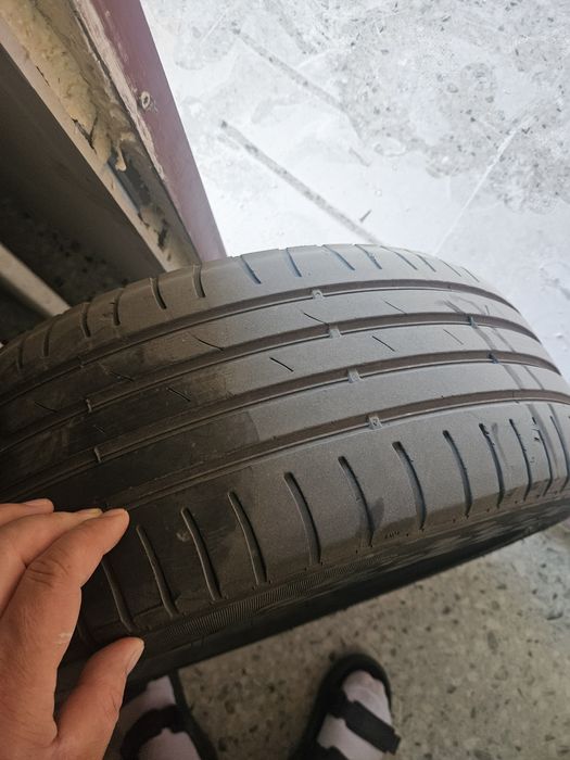 235/45/18. Шины летние