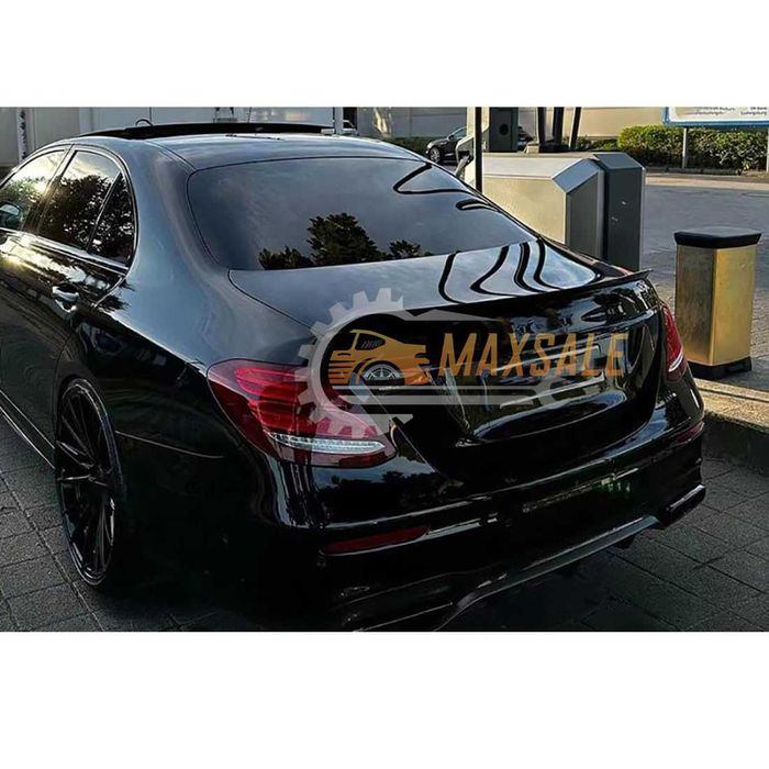 Спойлер за W205 Mercedes C class Грундиран за седан лип за багажника