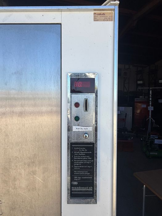 Вендинг машина за храна