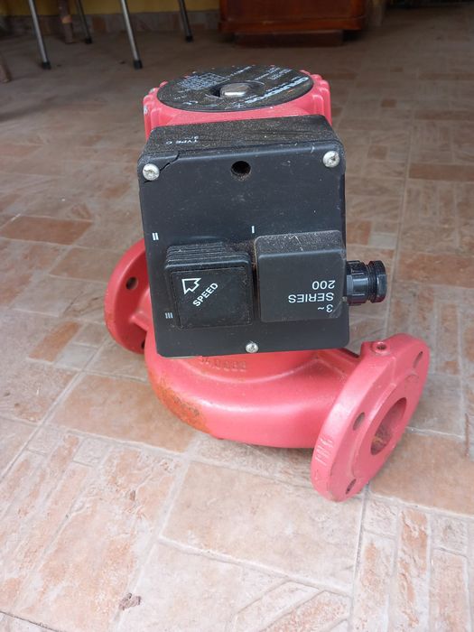 Помпа за парно Grundfos UPC 50-60