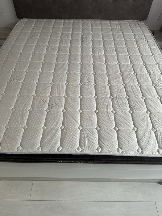 Bellevue Paradise 180/200 като нов