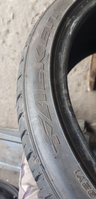 Летни гуми-18цола-225/40-1бр.-99лв."FALKEN "