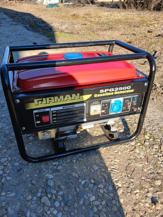 Vand generator benzină