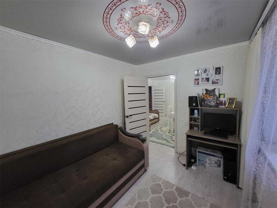 а Продам 3 комнатную Свечка 7 микрорайон