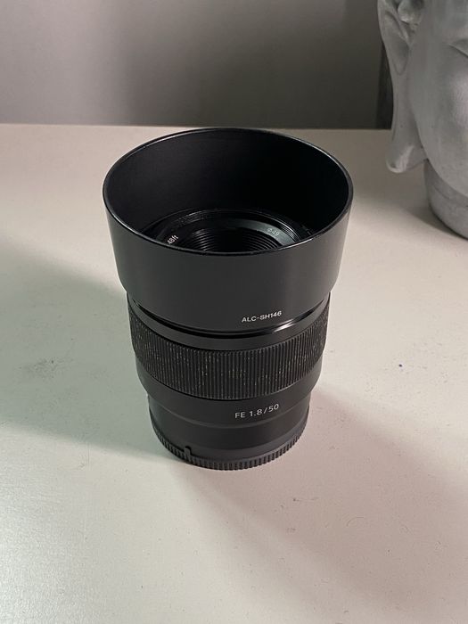 sony 50mm FE f/1.8