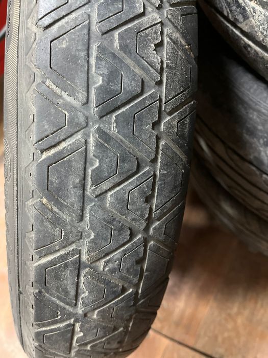 Запасное колесо от машины