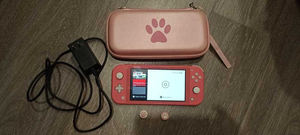 Продам Nintendo Switch Lite