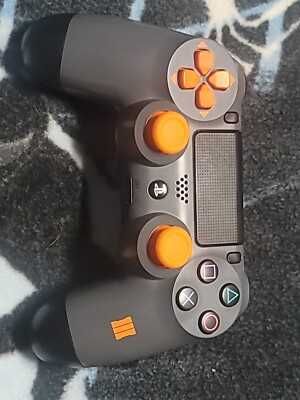 Джойстик DualShock 4 Call of Dutty Black Ops III Edition ,2 г гаранция