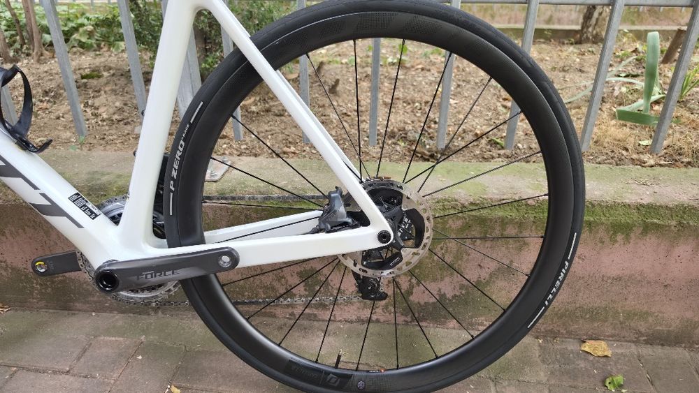Bicicleta cursiera carbon Scott Addict RC 10 alb perla Sram Force 12V Powermeter dual marime 58 XL