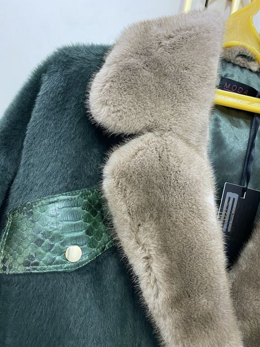 Срочно натурал шуба