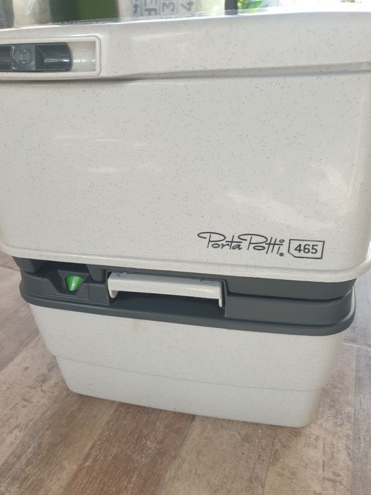 Химически тоалетни