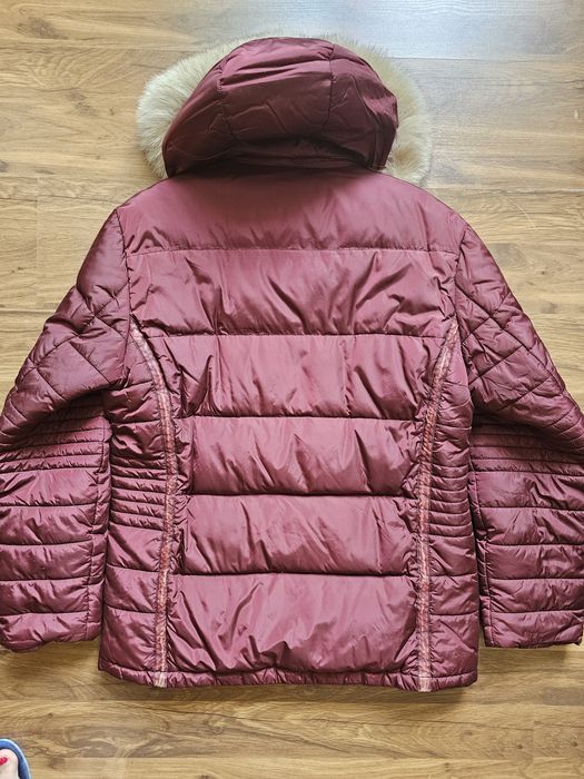 Продам пуховик мужской.