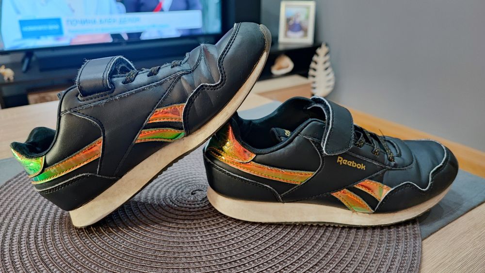 Детски кожени маратонки Reebok 32