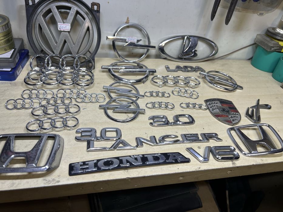 Значки лейбы