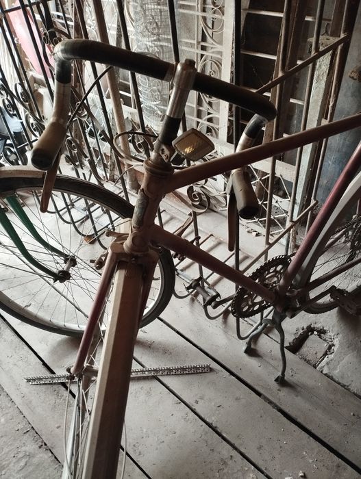 Велосипеды и запчасти к ним