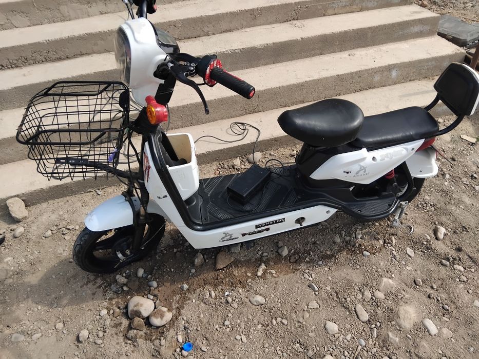 Продам электро скутер аманат