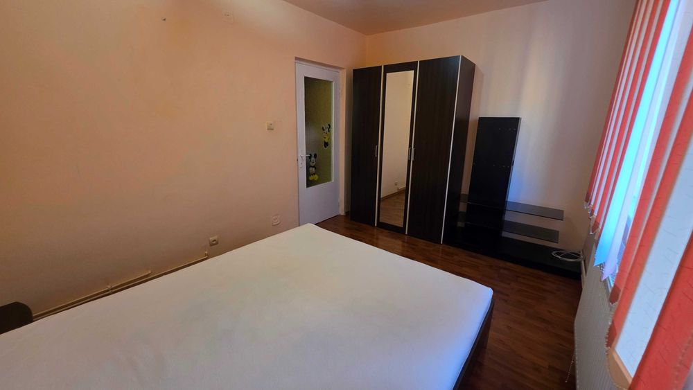 Apartament cu 2 camere in zona Cetate