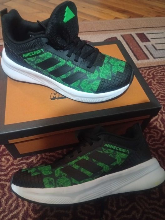 Дамски маратонки adidas MINECRAFT