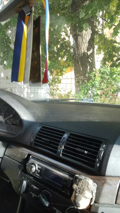 BMW 3 Series 2002 — imagine 4
