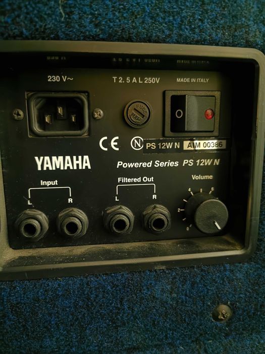 Активни тонколони YAMAHA Powered Series 2 мониторни + 2  бас каси
