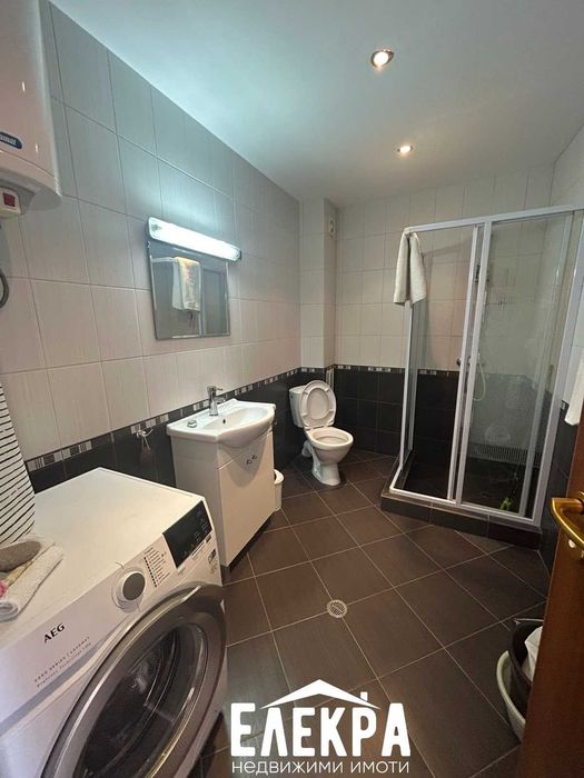 Продава се Двустаен апартамент в Варна, Център - 78 кв.м за 491 €/кв.м - Снимка #5