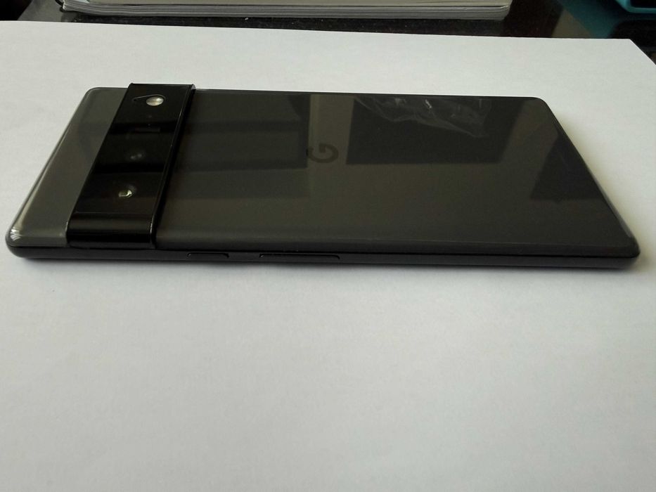Google Pixel 6 Pro 5G 128GB 12GB RAM Black+аксесоари