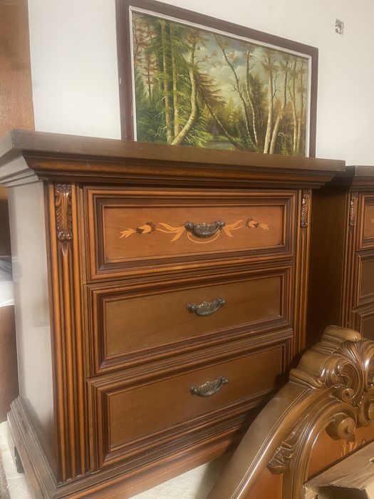 Pat lemn masiv, noptiere, comoda, somiera inclusa