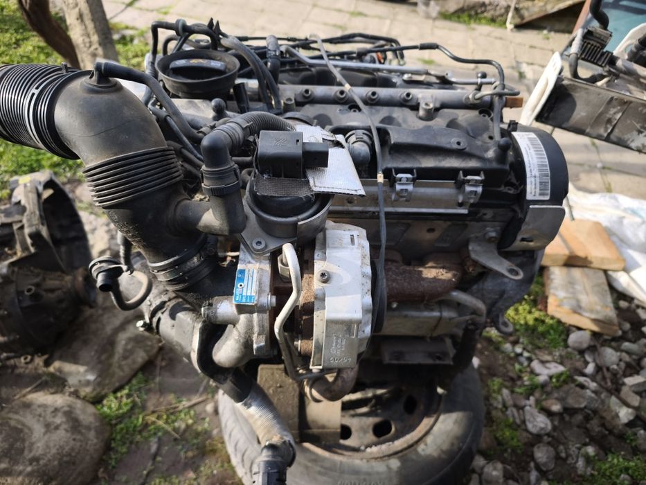 Seat ibiza 1.6TDI 90к.с 2010  на. Части Климатроник