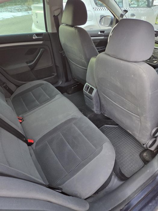 Vând Volkswagen Jetta 2.0 TDI