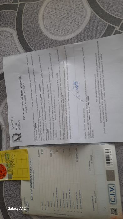 Vând tractoraș 4x4 26 cai putere