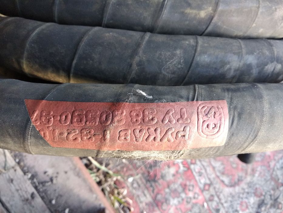 Рукав маслобензостойкий.