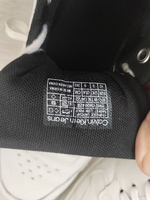 Продам кроссовки, макасины