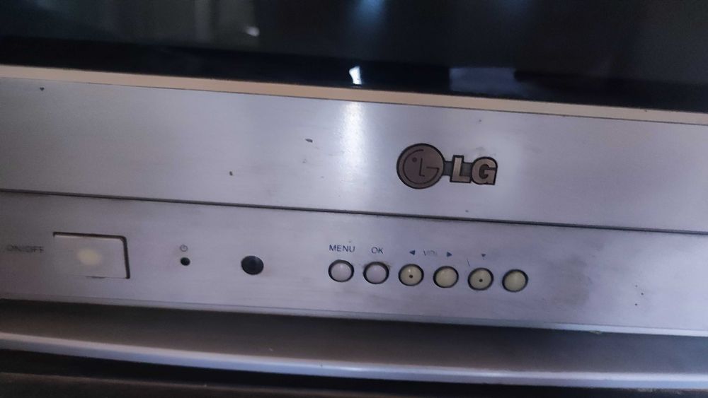 Televizor LG FLATRON