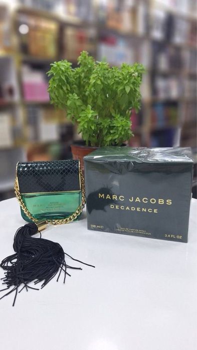 Parfumuri Marc Jacobs
