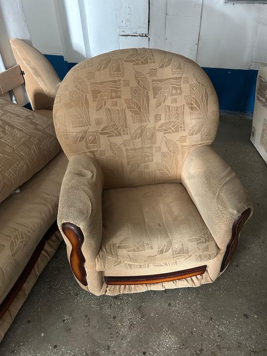 Отдам диван бесплатно