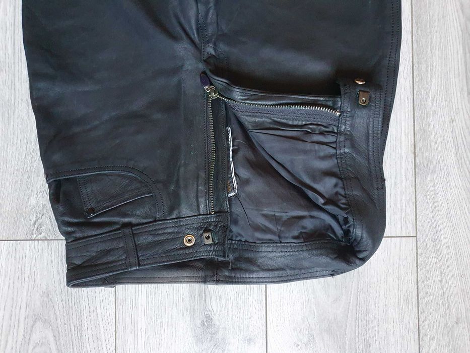 Pantaloni de piele Genuine Leather - Marimea L - 42 (Talie 74 cm)