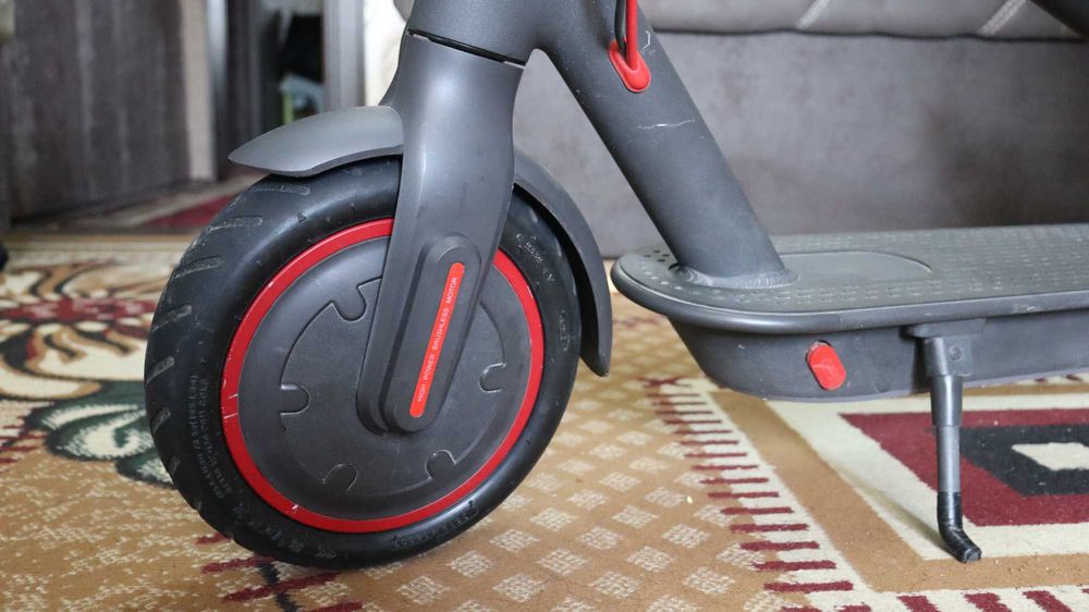 Mi scooter Pro самокат новый