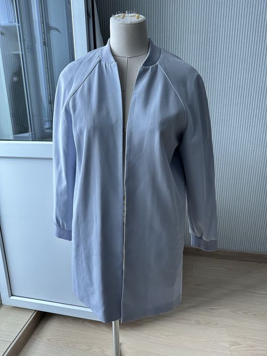 Распродаю верхнюю одежду