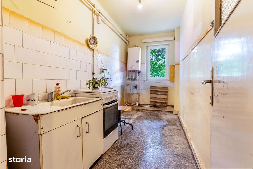 Apartament 3 camere,decomandat, renovabil.Str. Parâng nr.17|Comision 0