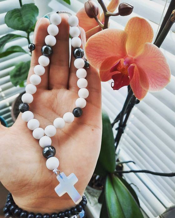 Броеници с кръст