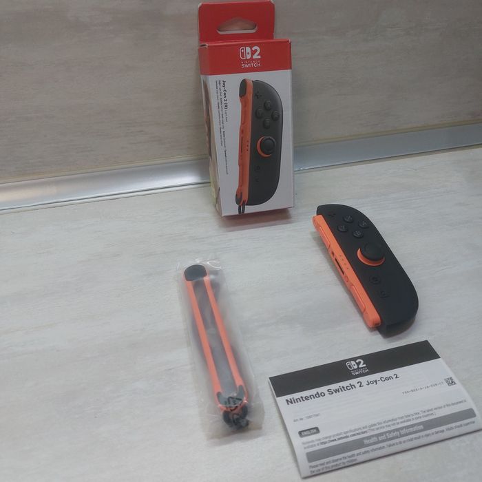 Оригинален Десен Контролер Joy-Con 2 за Nintendo Switch 2 (Light Red) • Пълен комплект с кутия
