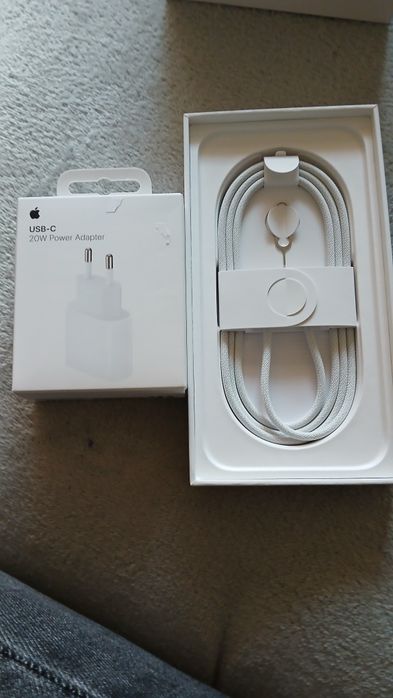 IPhone 16 e продавам